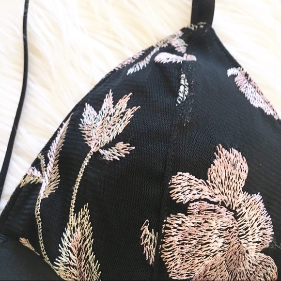 Express One Eleven Black Embroidered Brale… - Picture 3 of 6
